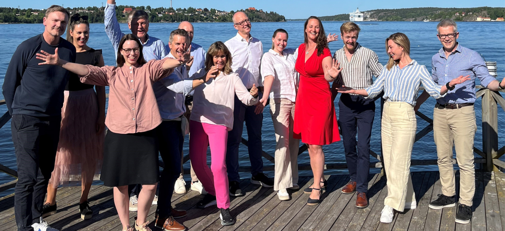 Gruppebillede med ansatte hos Nordic Innovation