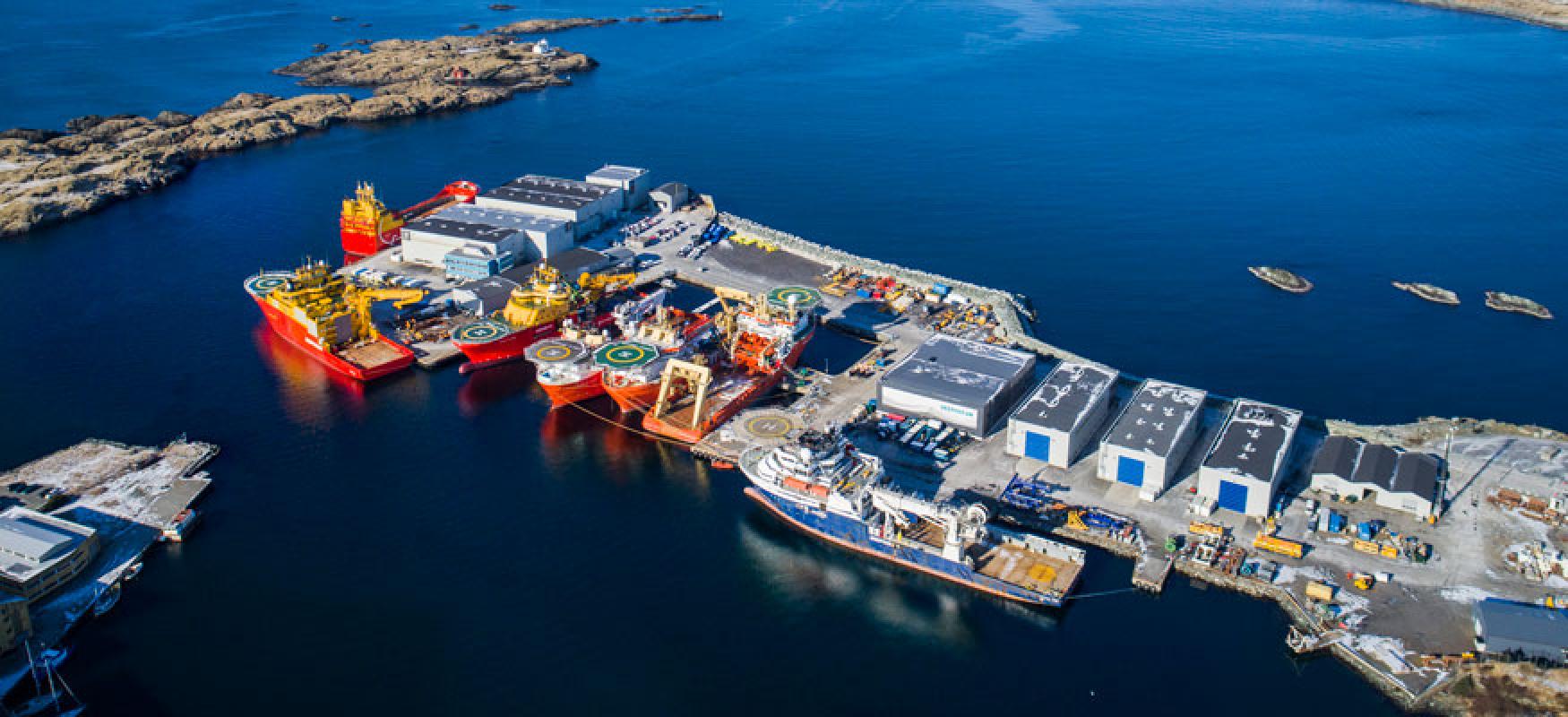 Areal view of Karmsund havn